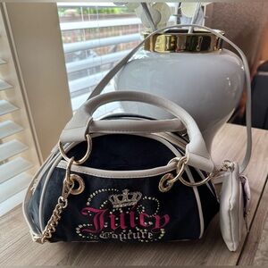 Juicy Couture Black and Cream Women's Bag